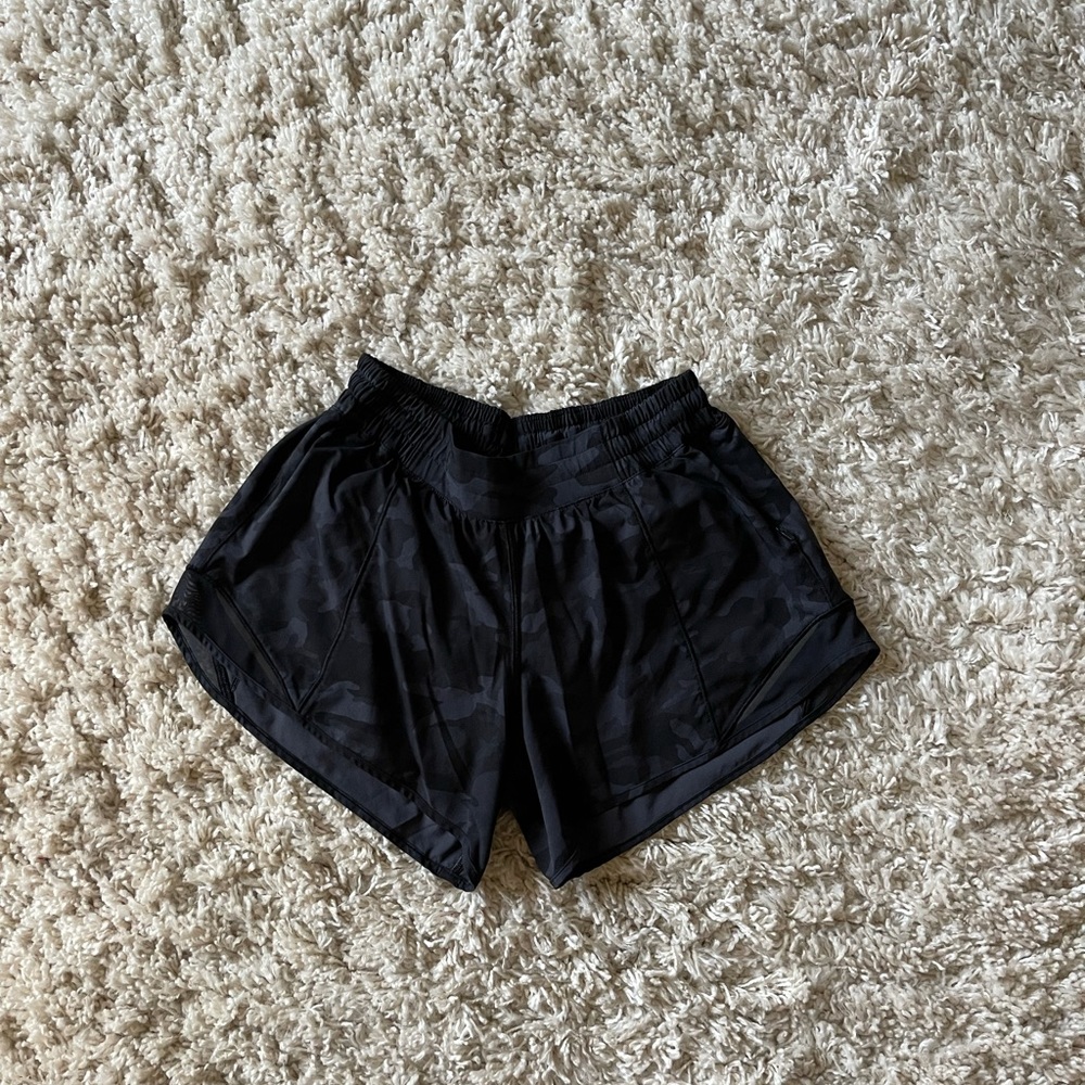 [lululemon] shorts size tall 6